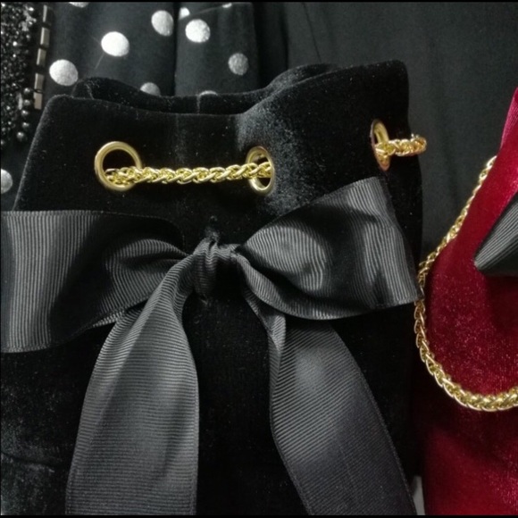 Black Velvet Bucket Bag Purse Tote Handbag - Picture 4 of 6